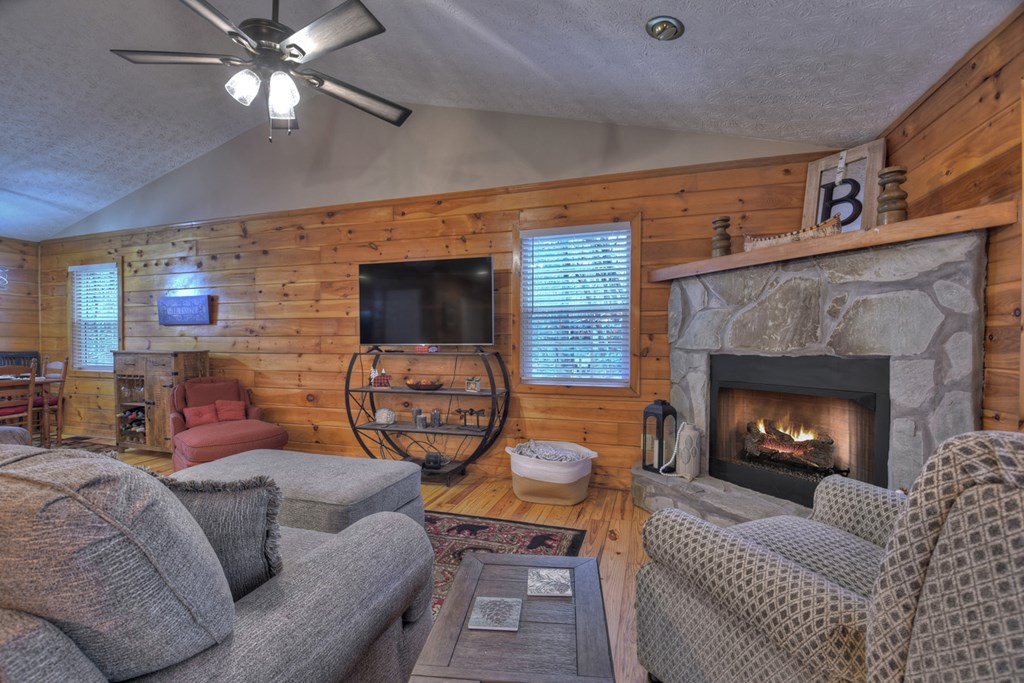 68 Ridge Crest Court Ellijay, GA 30540 - Photo 7 of 48 Gallery Image 7