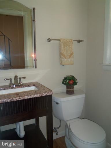 6301 Rockhurst Road Bethesda, MD 20817 - Photo 7 of 28 Bath