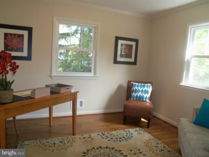 6301 Rockhurst Road Bethesda, MD 20817 - Photo 10 of 28 Interior (General)