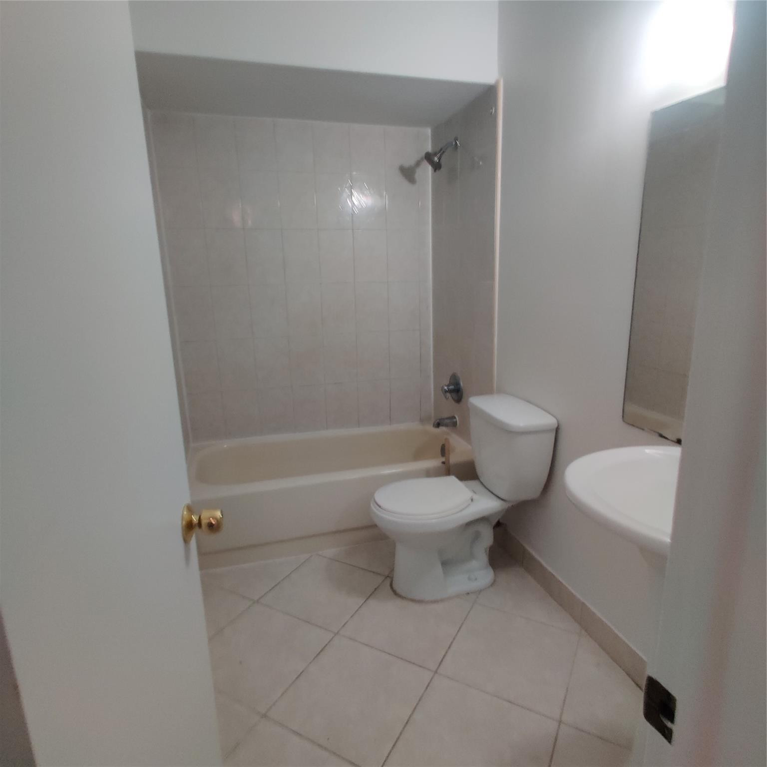 4131 Stirling Road, Unit 101 Davie, FL 33314 - Photo 17 of 22 Photo 17
