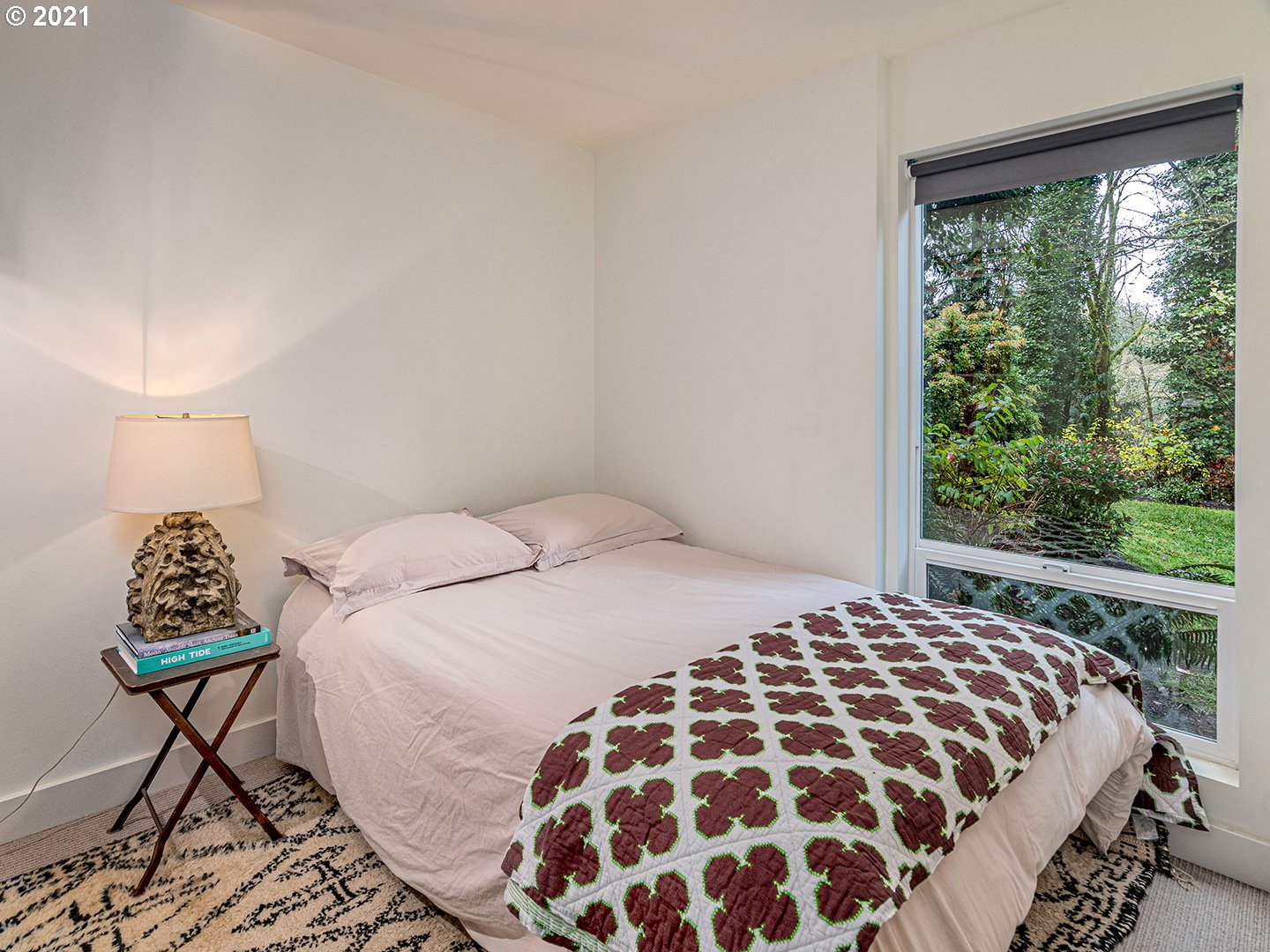 920 Southwest York Road Lake Oswego, OR 97034 - Photo 19 of 30