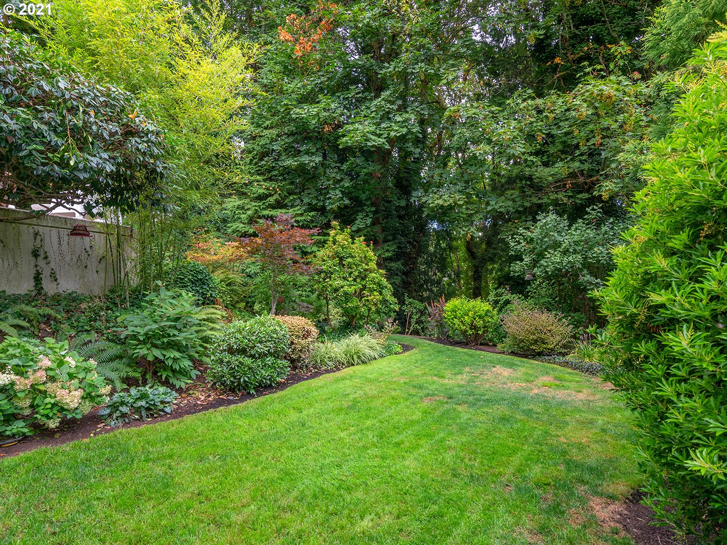 920 Southwest York Road Lake Oswego, OR 97034 - Photo 28 of 30