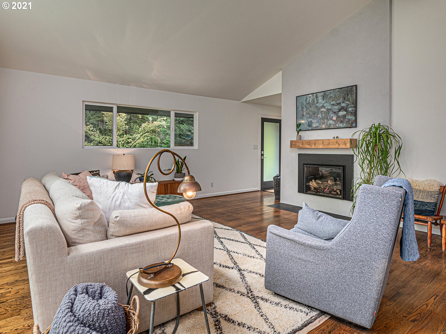 920 Southwest York Road Lake Oswego, OR 97034 - Photo 7 of 30