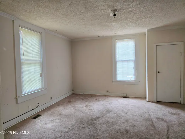 $67,000 | 209 North Porter Street, Whitakers, NC 27891