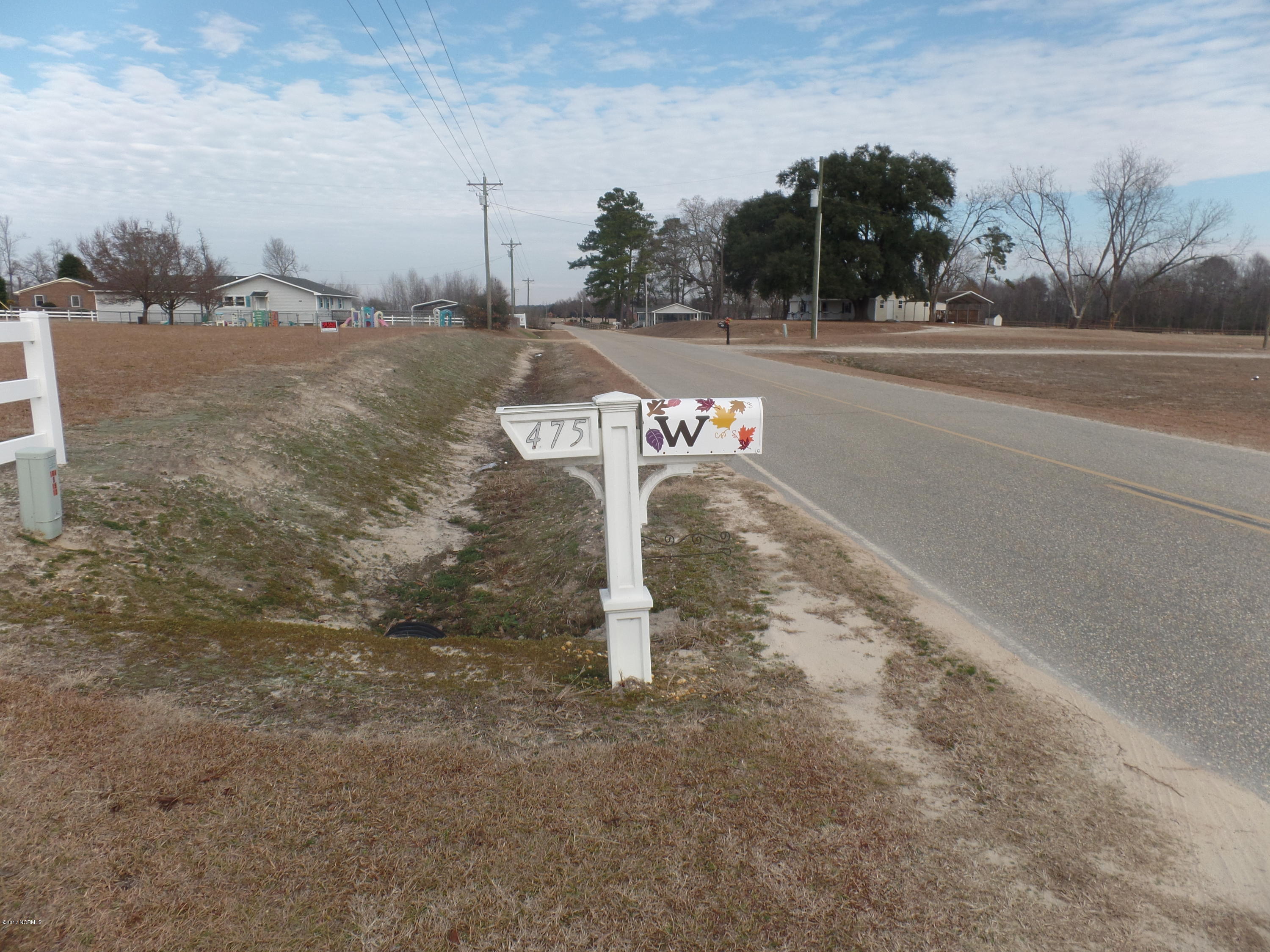 475 Microwave Tower Road Roseboro, NC 28382 - Photo 1 of 24 SAM_2689