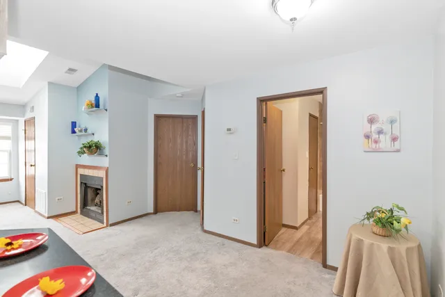 $164,000 | 1337 East Wyndham Circle, Unit 208, Palatine, IL 60074