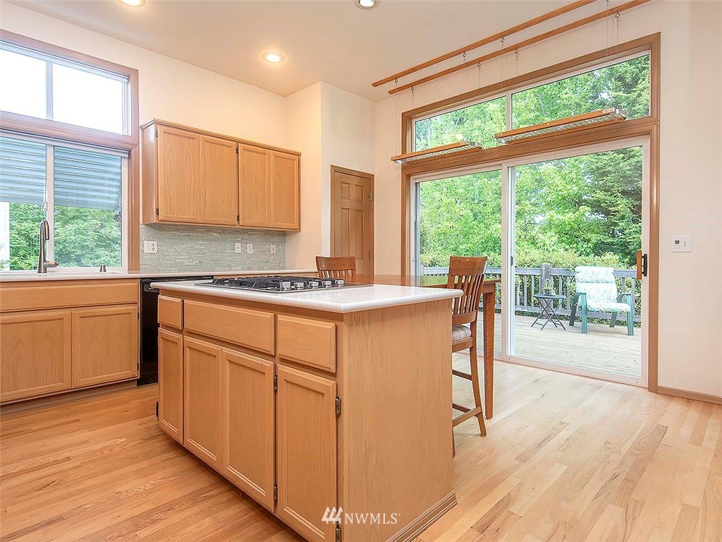 2013 237th Place Southeast Bothell, WA 98021 - Photo 12 of 39