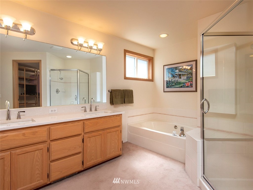 2013 237th Place Southeast Bothell, WA 98021 - Photo 24 of 39