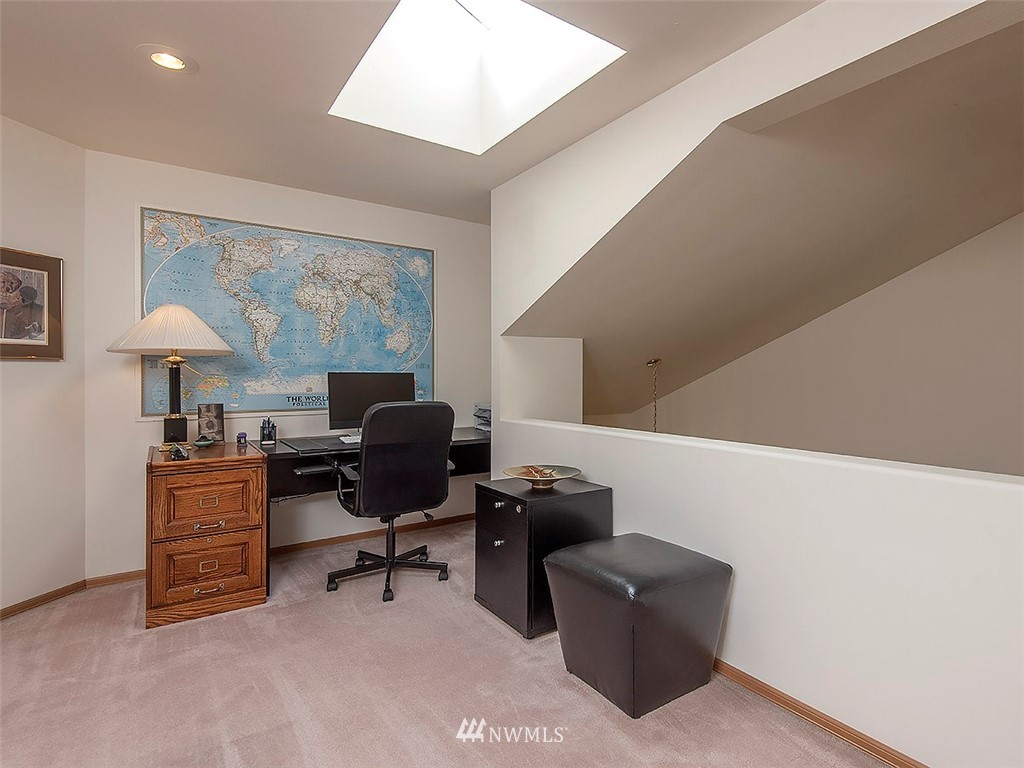 2013 237th Place Southeast Bothell, WA 98021 - Photo 30 of 39