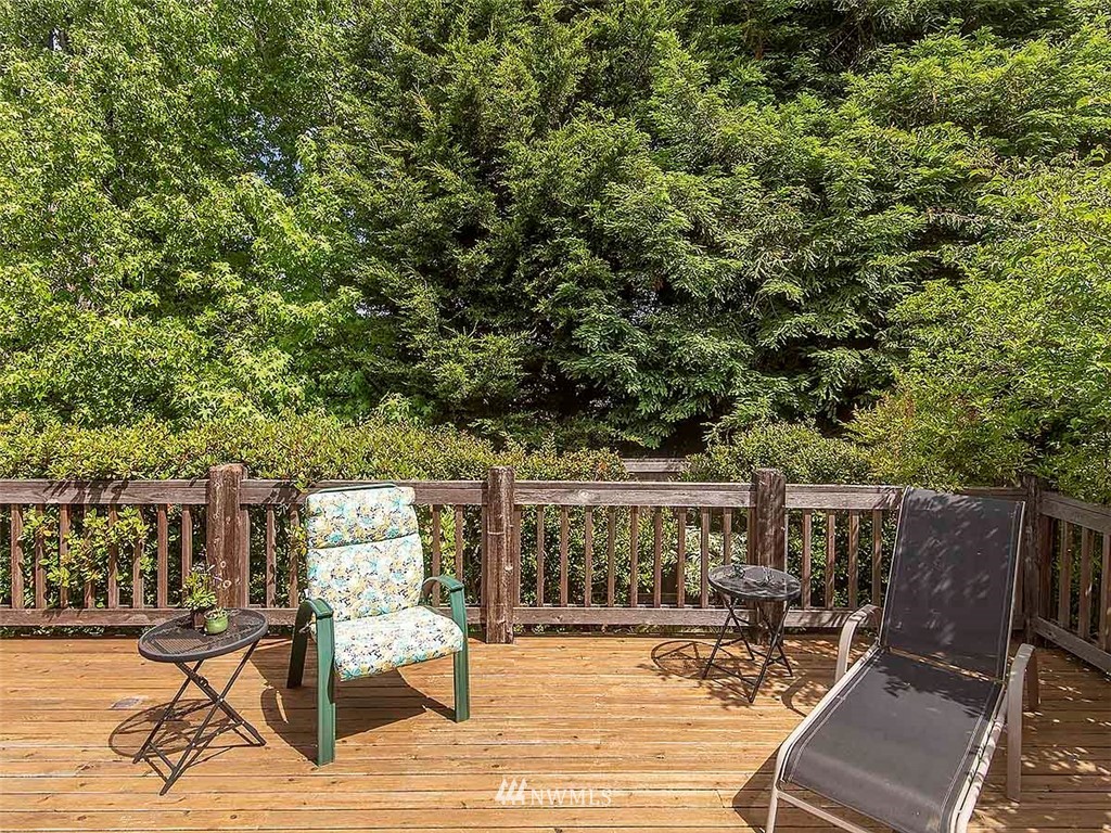 2013 237th Place Southeast Bothell, WA 98021 - Photo 35 of 39