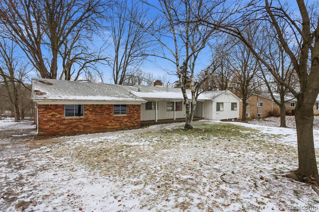 1348 New Life Lane Rochester Hills, MI 48309 - Photo 2 of 42