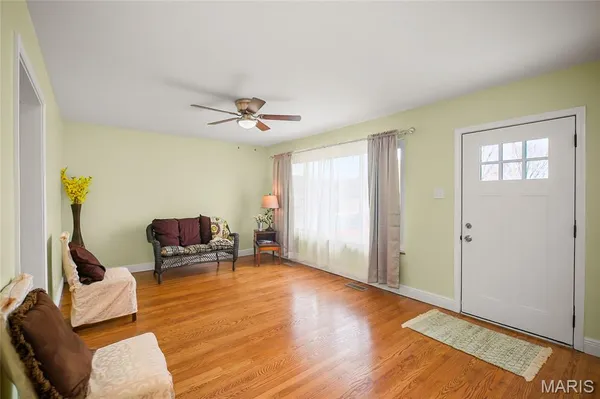 $289,000 | 11344 Manchester Road, Kirkwood, MO 63122