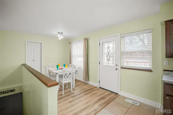 $289,000 | 11344 Manchester Road, Kirkwood, MO 63122