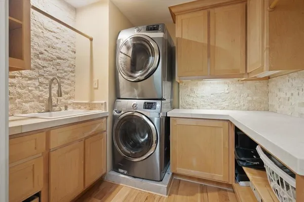$3,900 | 2123 Wilson Drive, Arlington, TX 76011