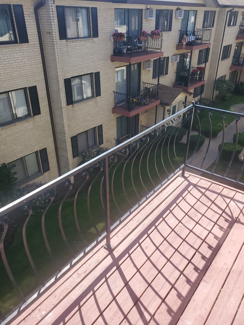 5159 North East River Road, Unit 307D Chicago, IL 60656 - Photo 21 of 29 Gallery Image 21