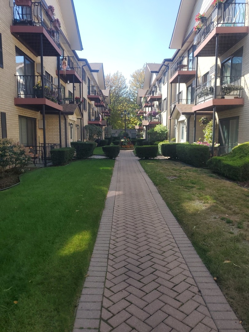 5159 North East River Road, Unit 307D Chicago, IL 60656 - Photo 26 of 29 Gallery Image 26