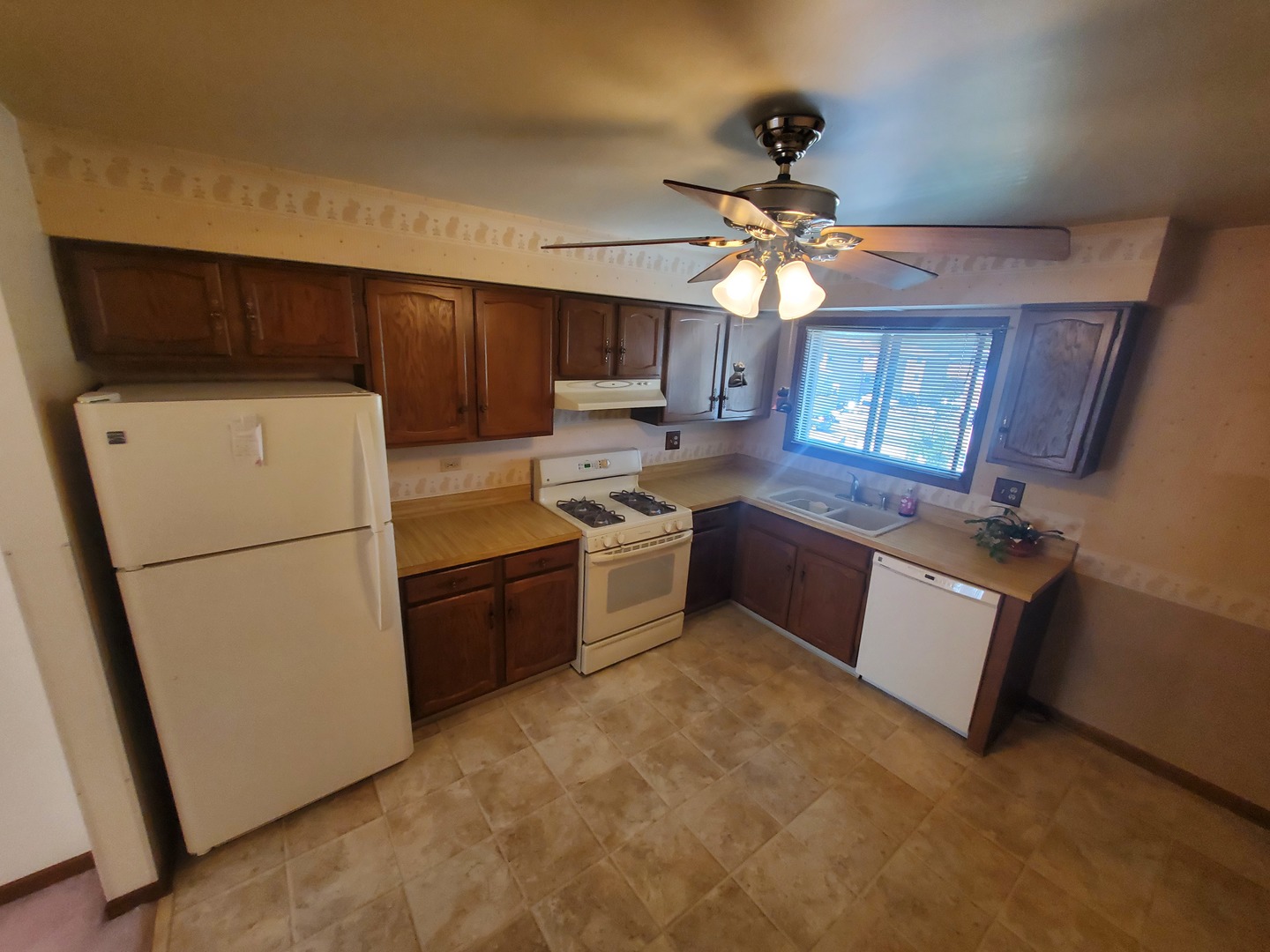 5159 North East River Road, Unit 307D Chicago, IL 60656 - Photo 8 of 29 Gallery Image 8