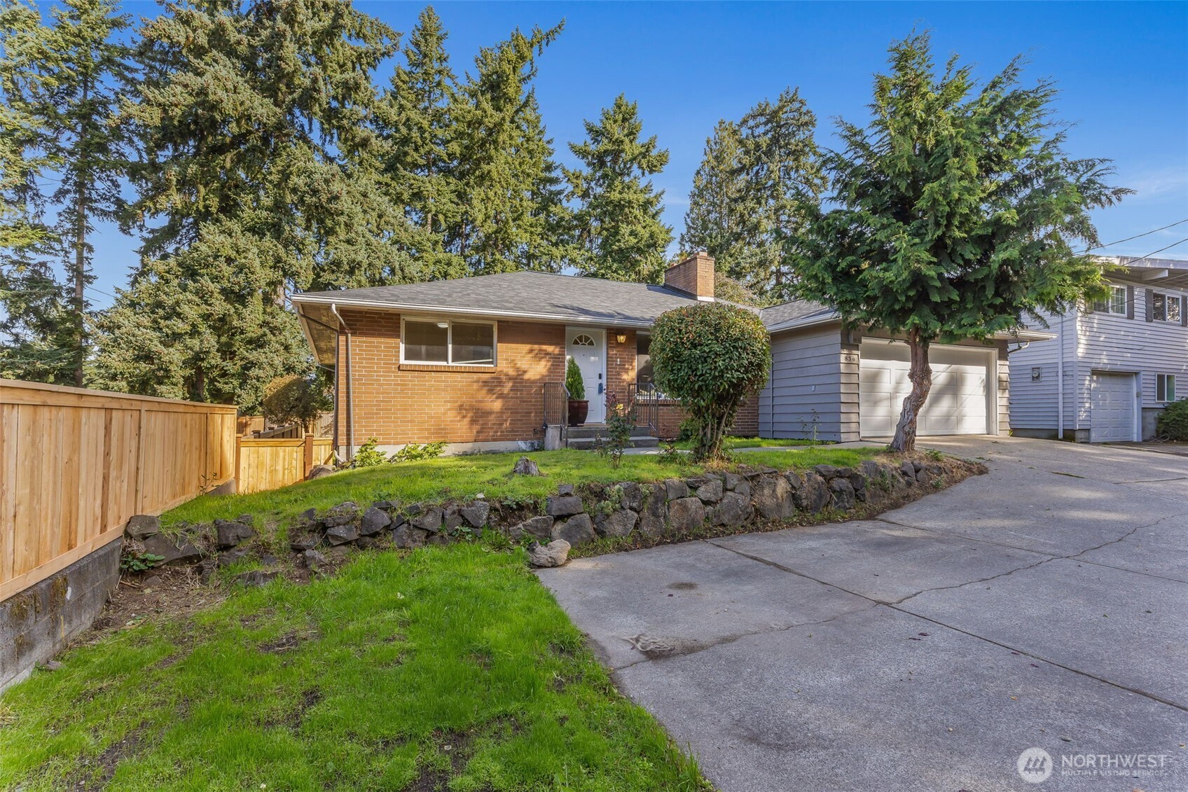 836 Southwest 128th Street Seattle, WA 98146 - Photo 2 of 39 Gallery Image 2