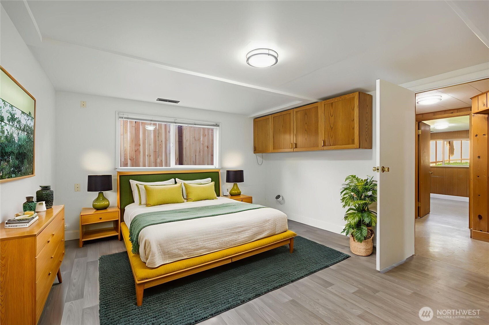 836 Southwest 128th Street Seattle, WA 98146 - Photo 32 of 39 Gallery Image 32