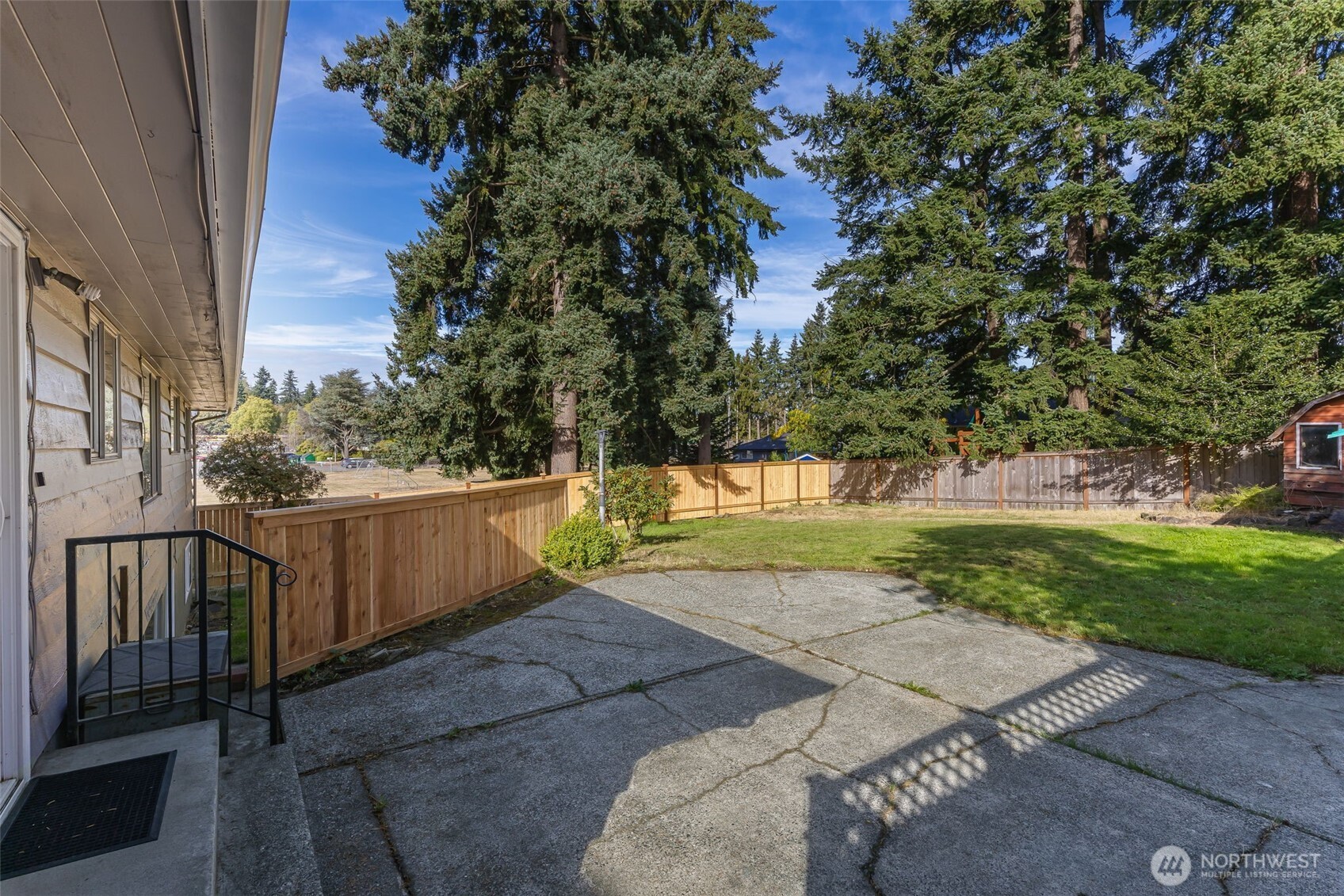 836 Southwest 128th Street Seattle, WA 98146 - Photo 34 of 39 Gallery Image 34