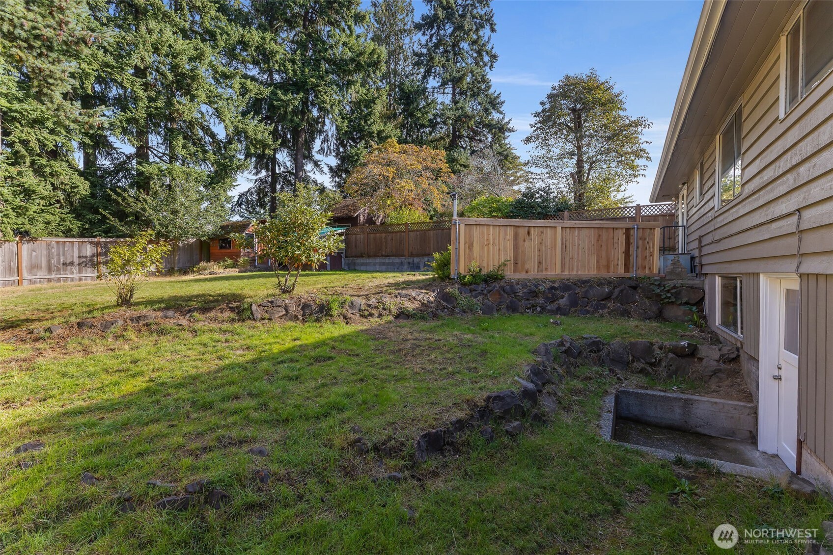 836 Southwest 128th Street Seattle, WA 98146 - Photo 36 of 39 Gallery Image 36
