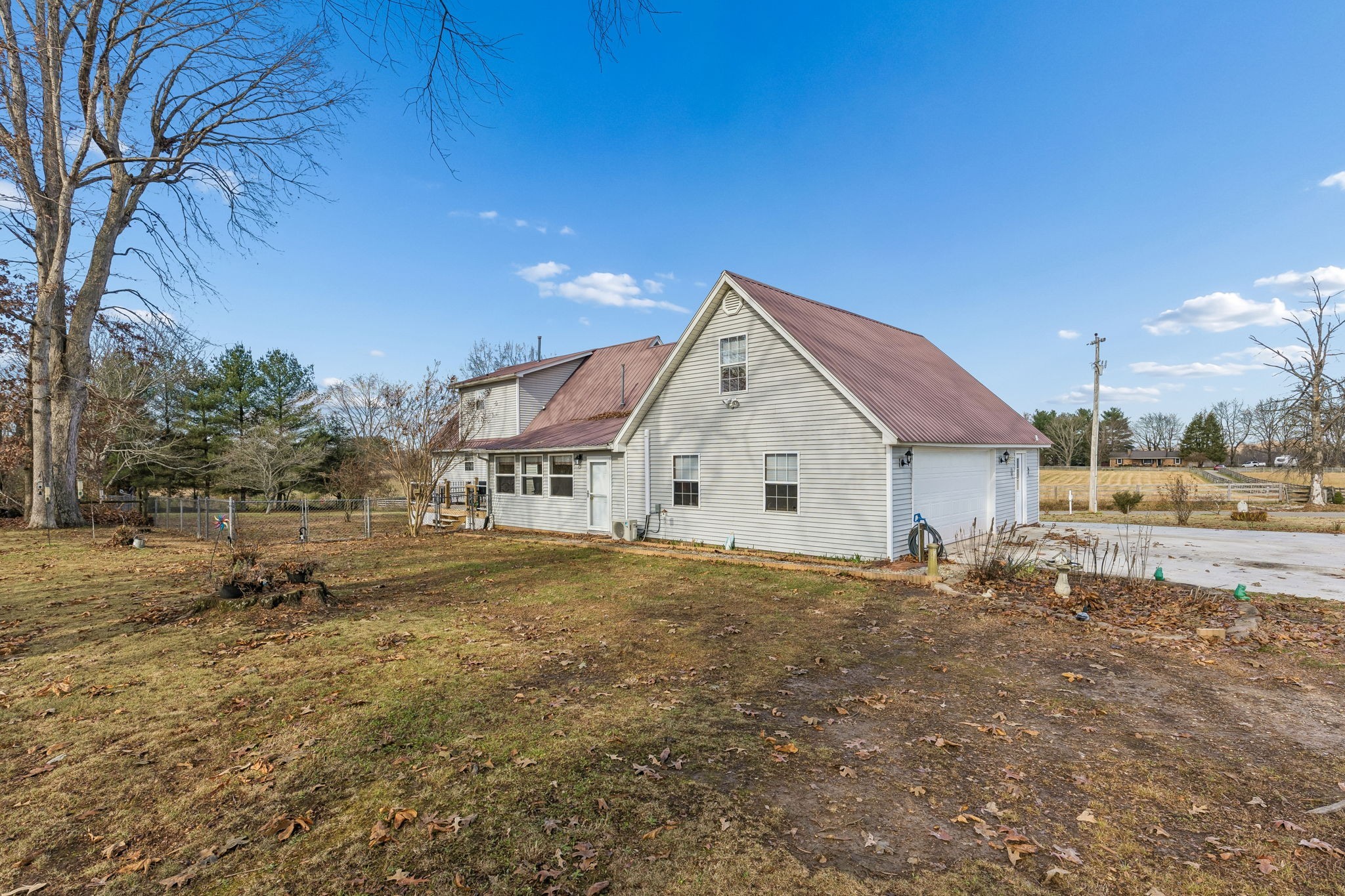 524 Willie Jarvis Road Sparta, TN 38583 - Photo 46 of 64 a view of a house with a yard