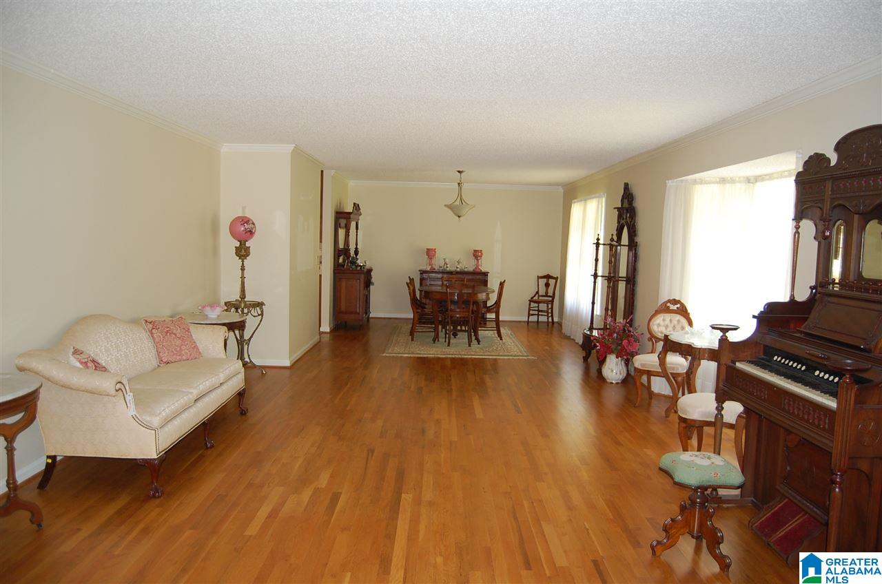 2108 Briarcliff Road Anniston, AL 36207 - Photo 3 of 17