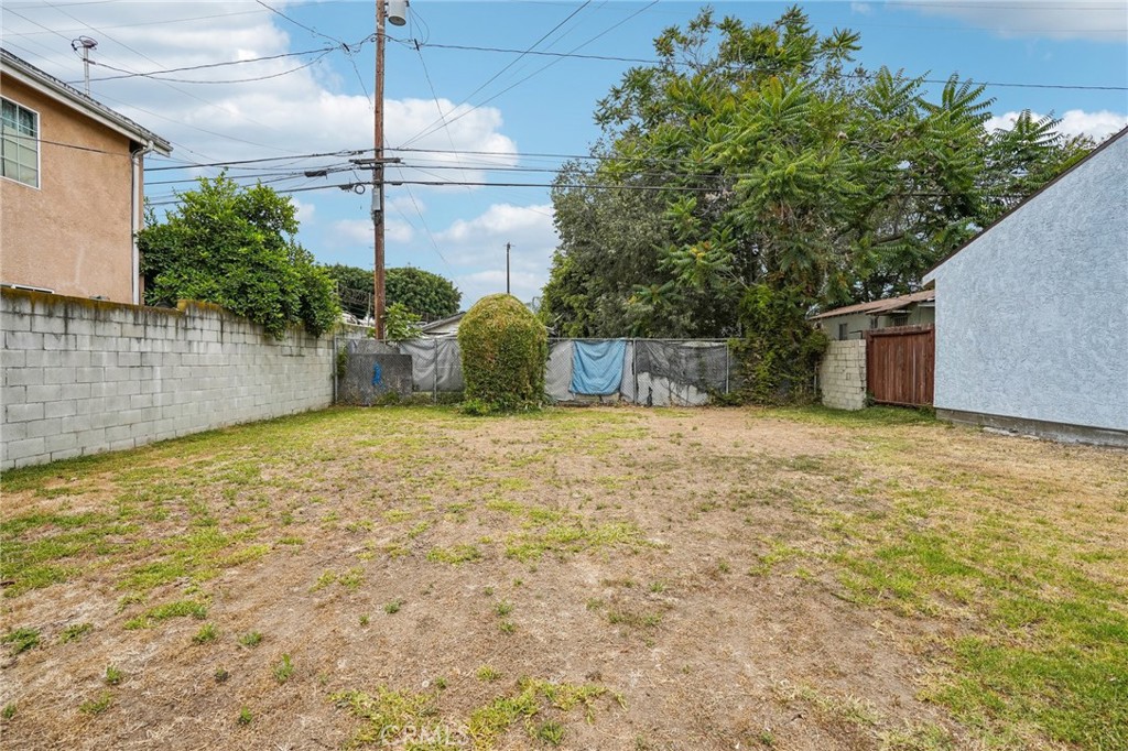 1359 South Downey Road Los Angeles, CA 90023 - Photo 43 of 54