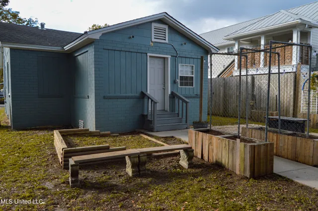 $139,000 | 194 Hoxie Street, Biloxi, MS 39530