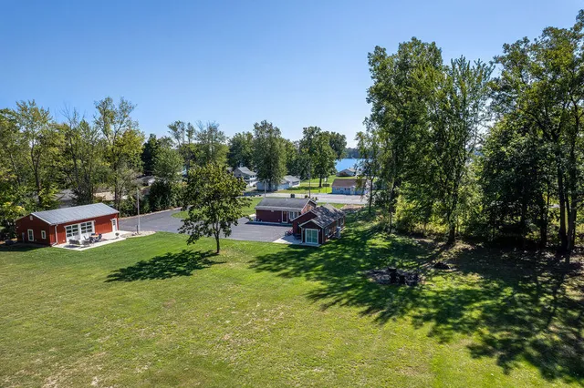 $847,000 | 5568 Paw Paw Lake Road, Coloma, MI 49038