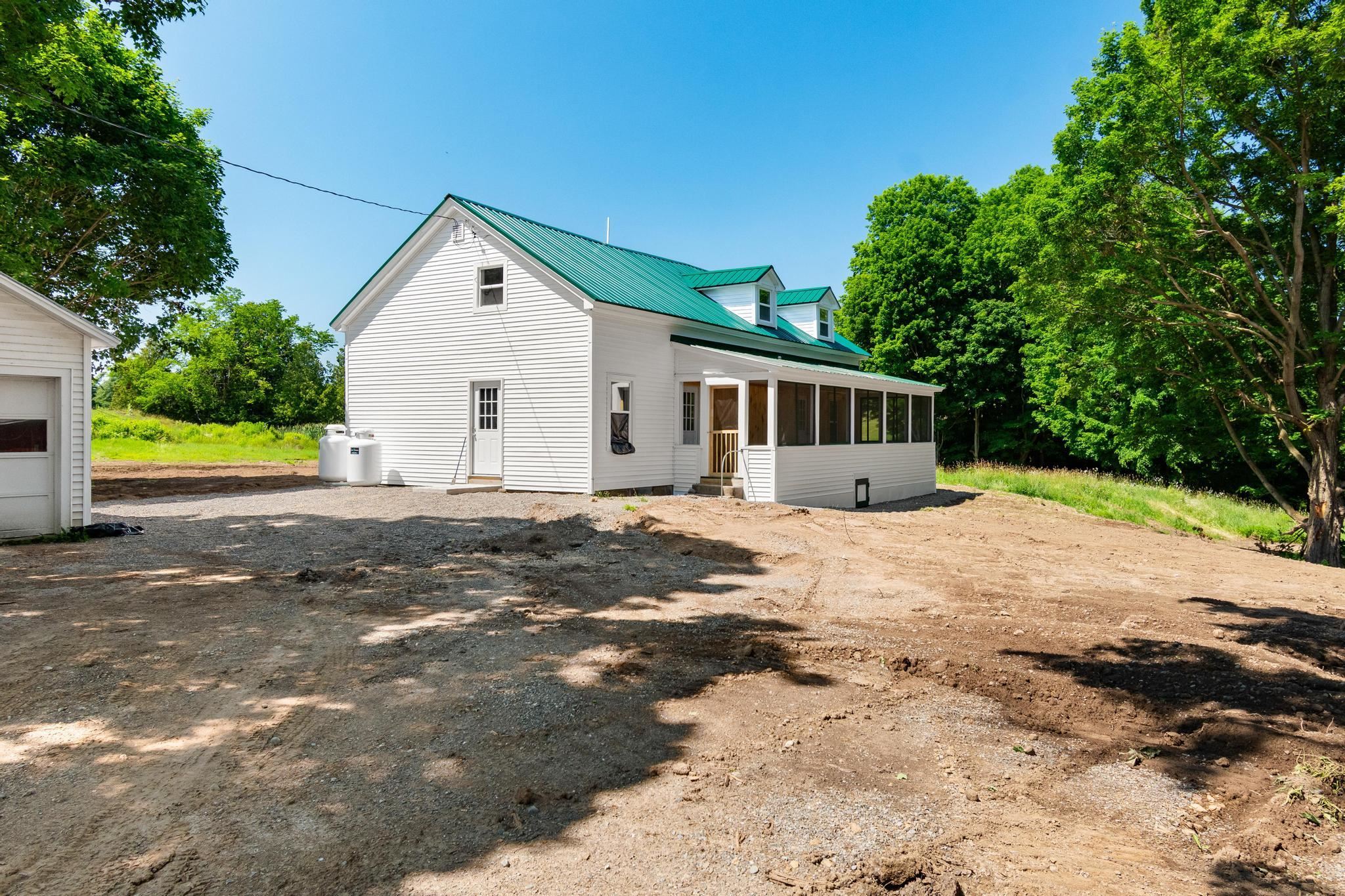 1891 Hanna Road Highgate, VT 05459 - Photo 30 of 46