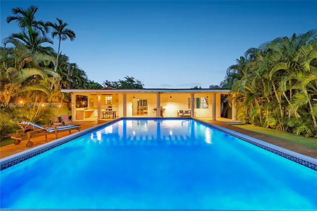 $14,600 | 620 Southwest 22nd Road, Miami, FL 33129