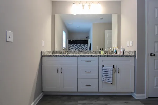 $1,750 | 102 Windsor Drive, Crestview, FL 32539