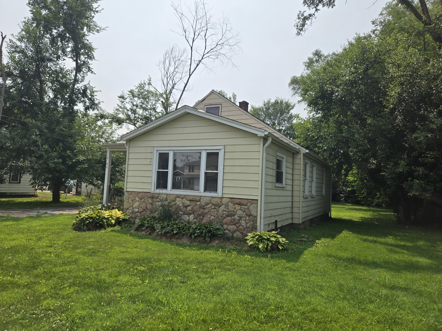 3609 Sunset Avenue Markham, IL 60428 - Photo 4 of 17