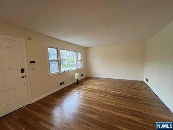 $3,650 | 232 Warwick Avenue, Fort Lee, NJ 07024