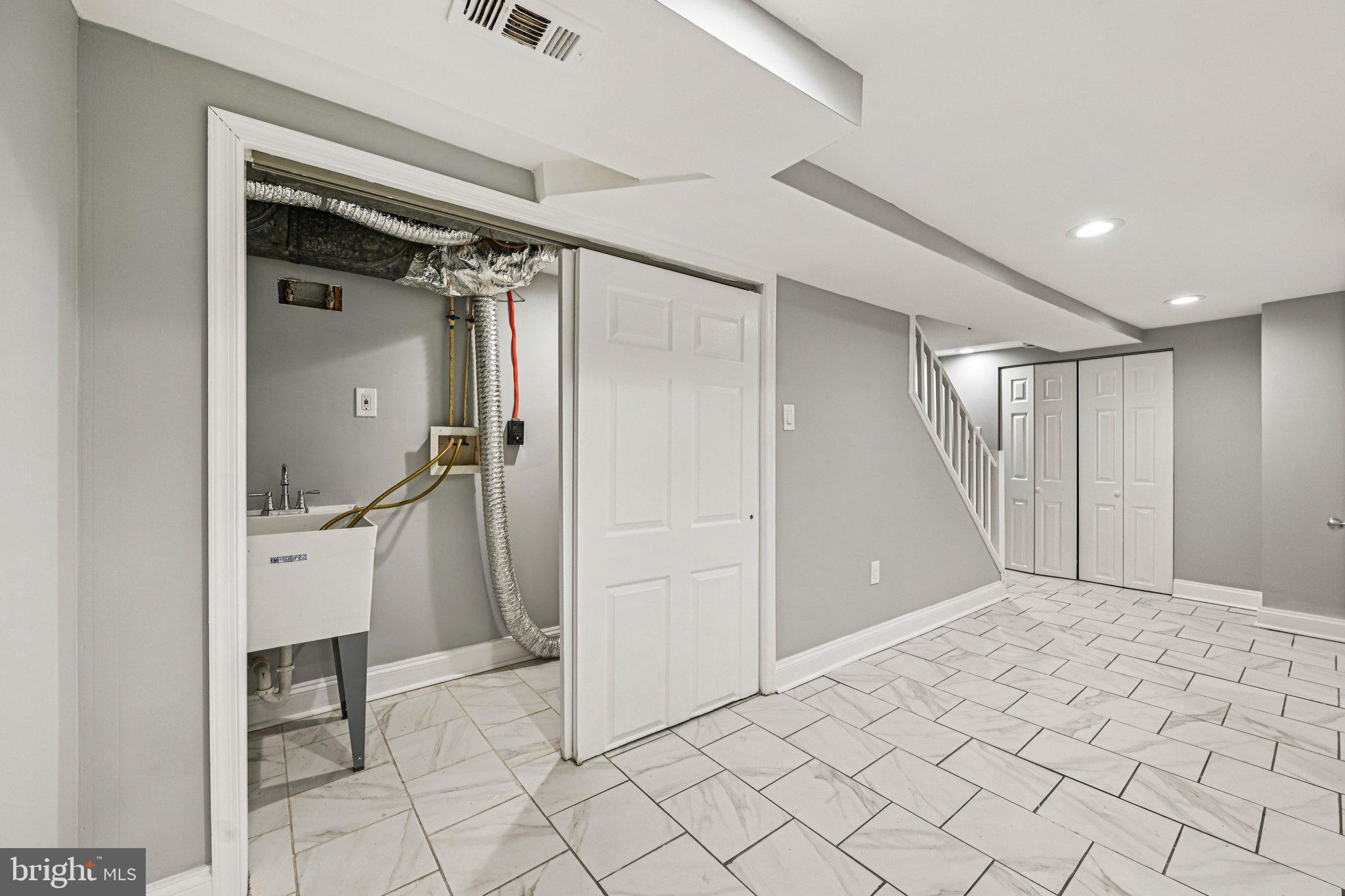 38 Upmanor Road Baltimore, MD 21229 - Photo 29 of 35 a view of an empty room