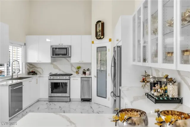 $1,999,888 | 2209 Glenbrook Way, Las Vegas, NV 89117