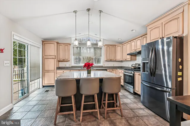 $529,900 | 6246 Woodland Road, Linthicum Heights, MD 21090