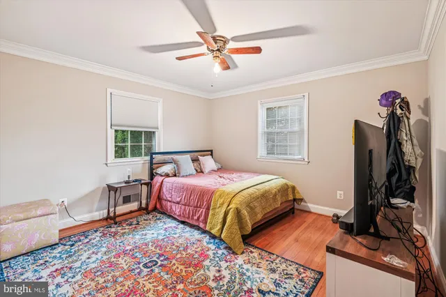 $529,900 | 6246 Woodland Road, Linthicum Heights, MD 21090