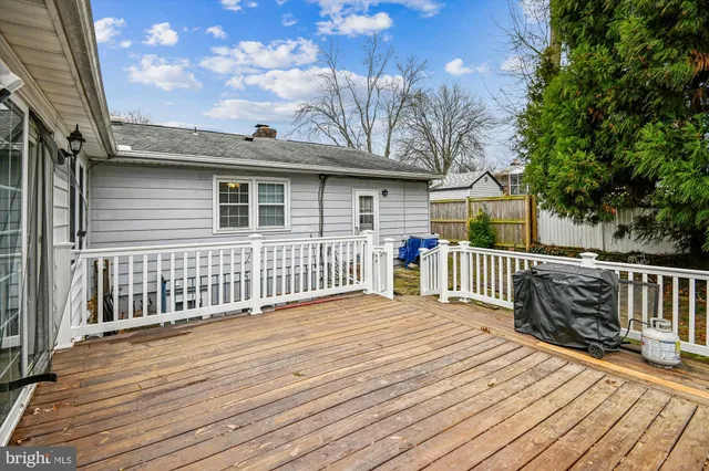 $529,900 | 6246 Woodland Road, Linthicum Heights, MD 21090