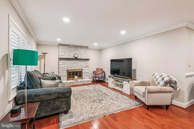 $529,900 | 6246 Woodland Road, Linthicum Heights, MD 21090