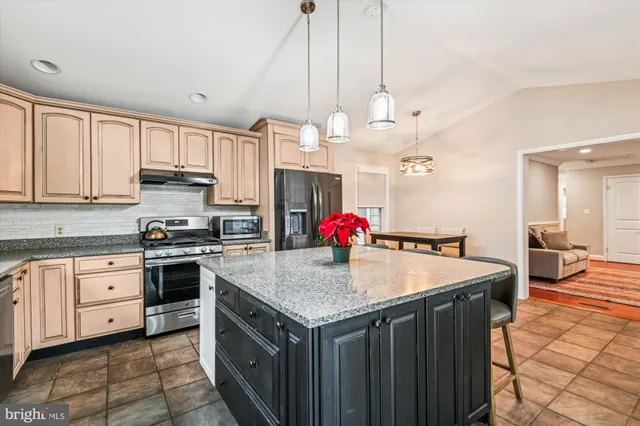 $529,900 | 6246 Woodland Road, Linthicum Heights, MD 21090