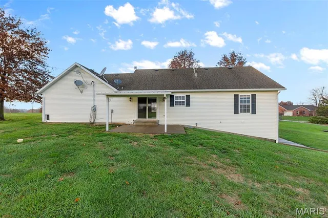 $275,000 | 168 Blueberry Lane, Jackson, MO 63755