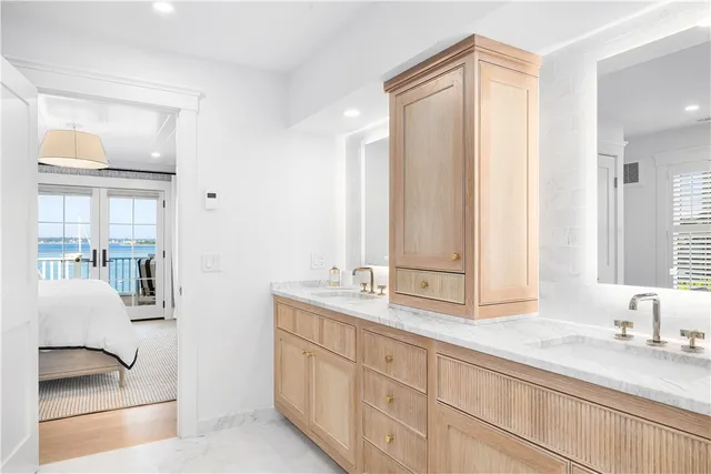 $95,000 | The Point, Newport, RI 02840