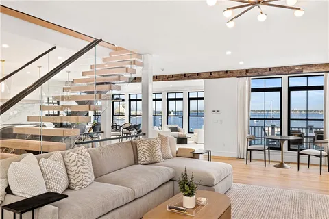 $95,000 | The Point, Newport, RI 02840