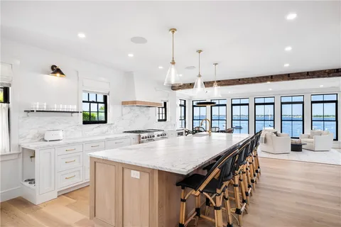 $95,000 | The Point, Newport, RI 02840