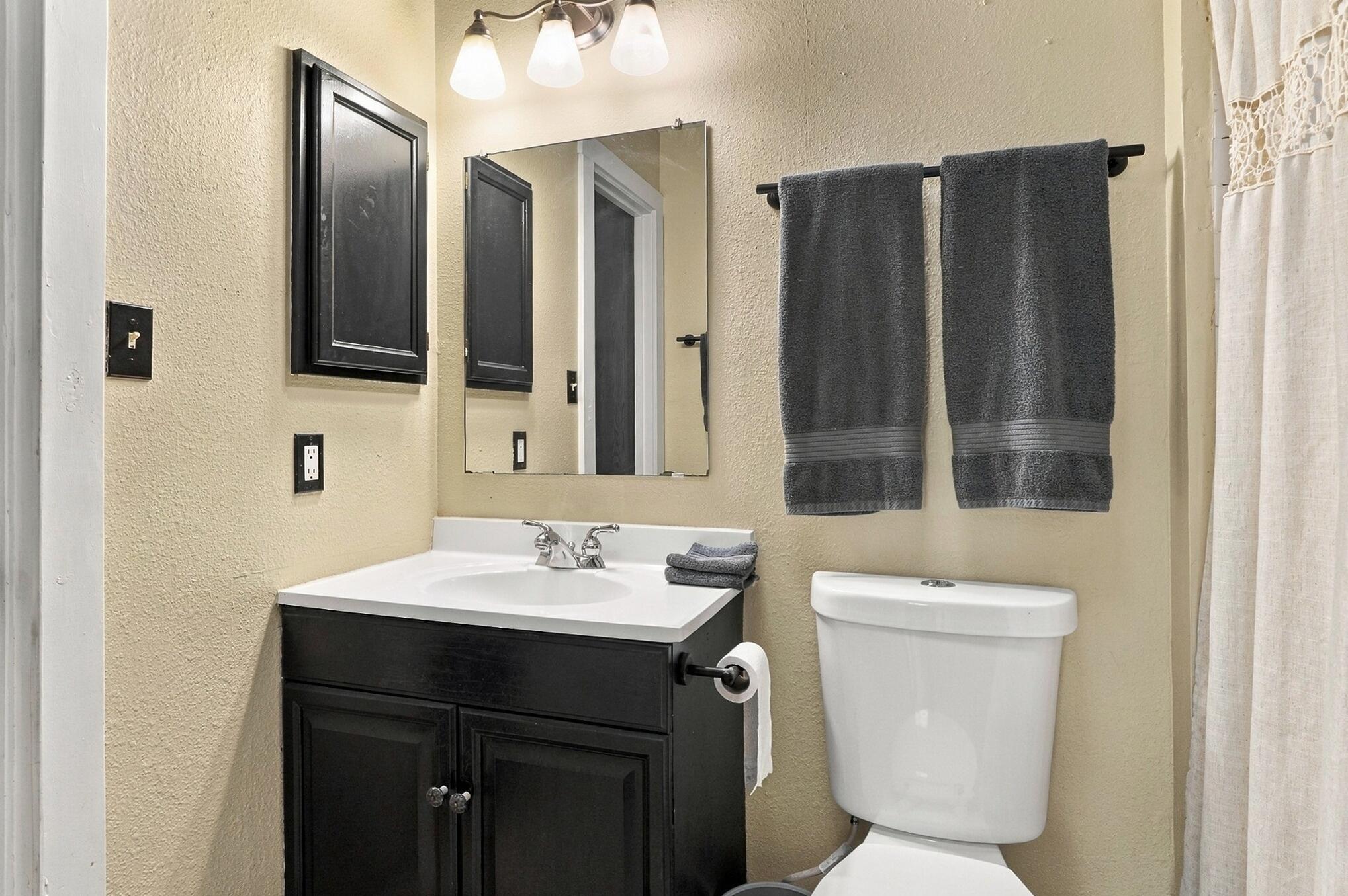 115 Pearl Drive Northeast Rio Rancho, NM 87124 - Photo 15 of 27 Gallery Image 15