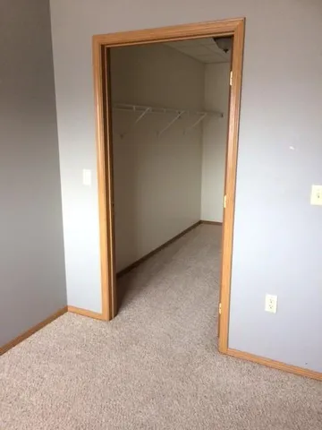 $925 | 109 East Luverne Street, Unit 325, Luverne, MN 56156