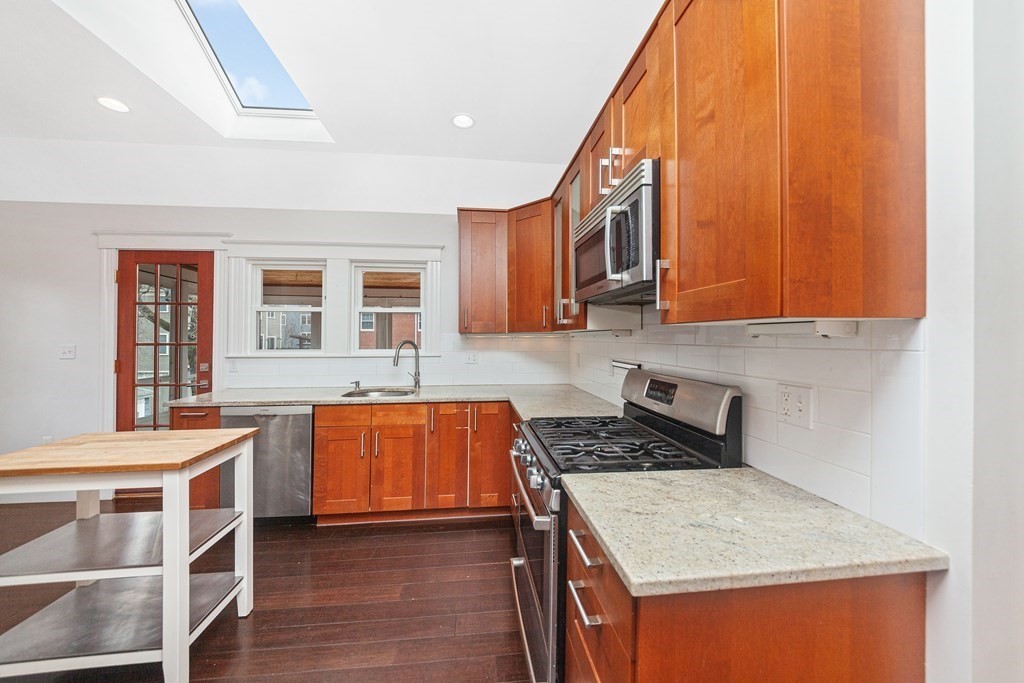 96-98 Withington Road Newton, MA 02460 - Photo 14 of 29