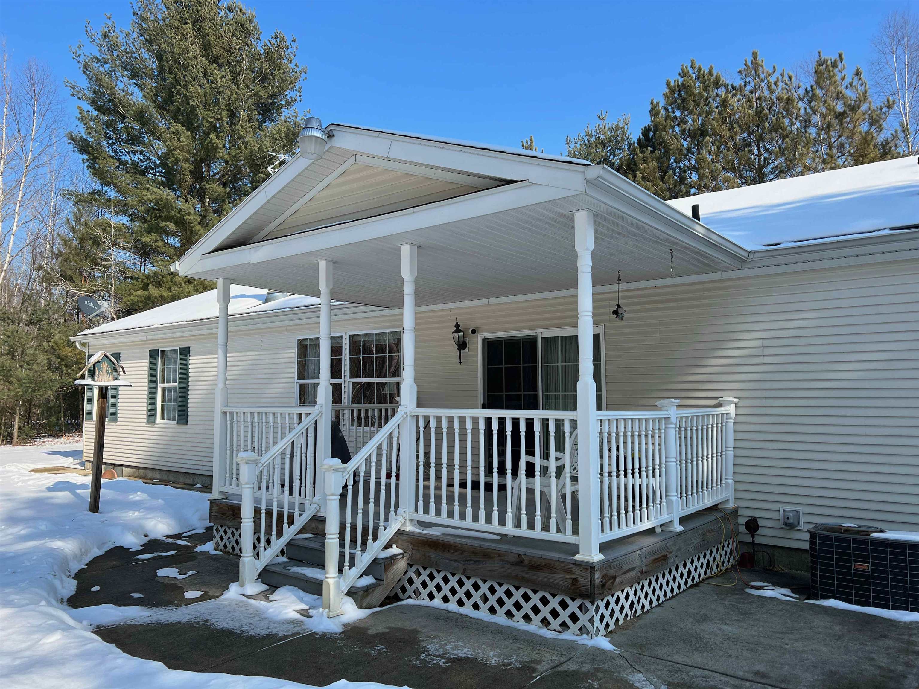 1664 South Coleman Road Shepherd, MI 48883 - Photo 64 of 73 1896731-64.JPG
